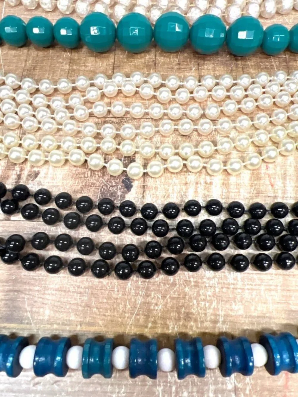 Assorted Beaded Necklace Lot Featuring Pearl Black Teal Green & Multi-Color Bead